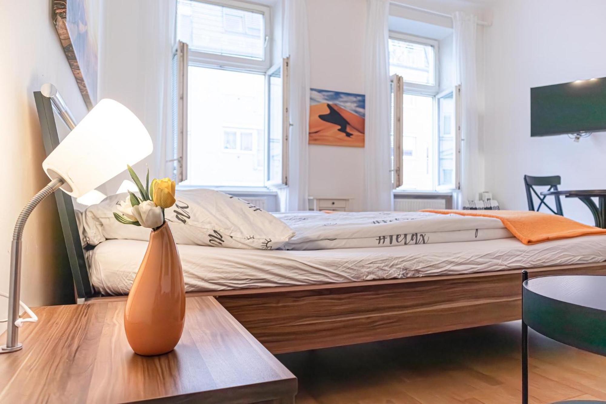 Central Elegance 2 Bedroom Apt At Vienna'S Vibrant Center Zewnętrze zdjęcie